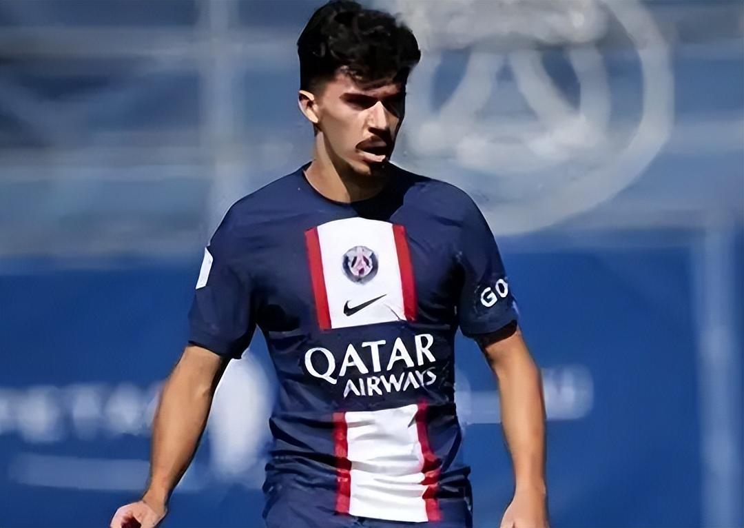 四人防守屏 四人防守屏