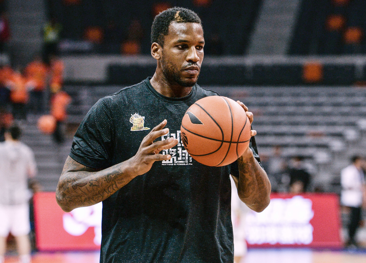 对邝兆镭而 对邝兆镭而